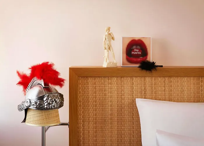 Mama Shelter Hotel