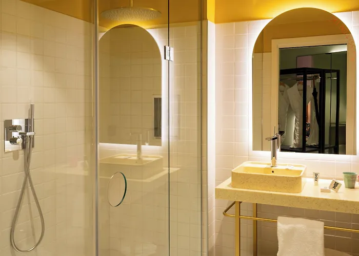 Mama Shelter Otel 4*